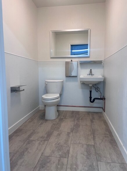 More Photos Of 1713-1715 Little Orchard St, San Jose Service For Lease