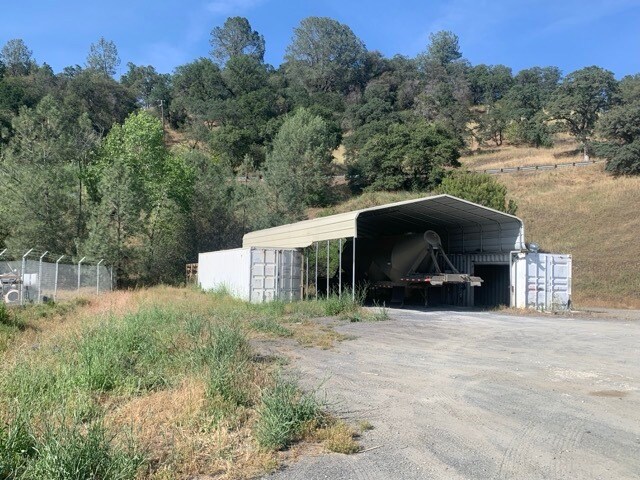 More Photos Of 9196 B Ridge Rd., Newcastle Land For Lease