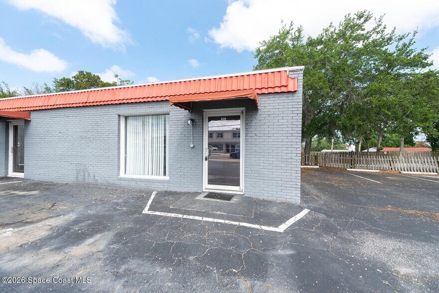 More Photos Of 804-806 Forrest Ave, Cocoa Loft Creative Space For Lease