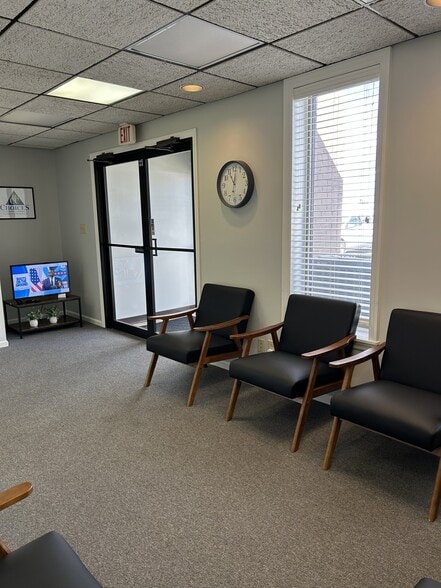 More Photos Of 225 Humphrey Rd, Greensburg Medical For Lease