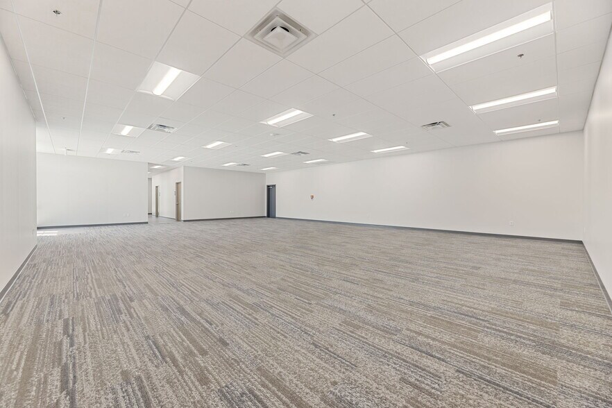 More Photos Of 3301 Enterprise Dr, Rowlett Warehouse For Sale