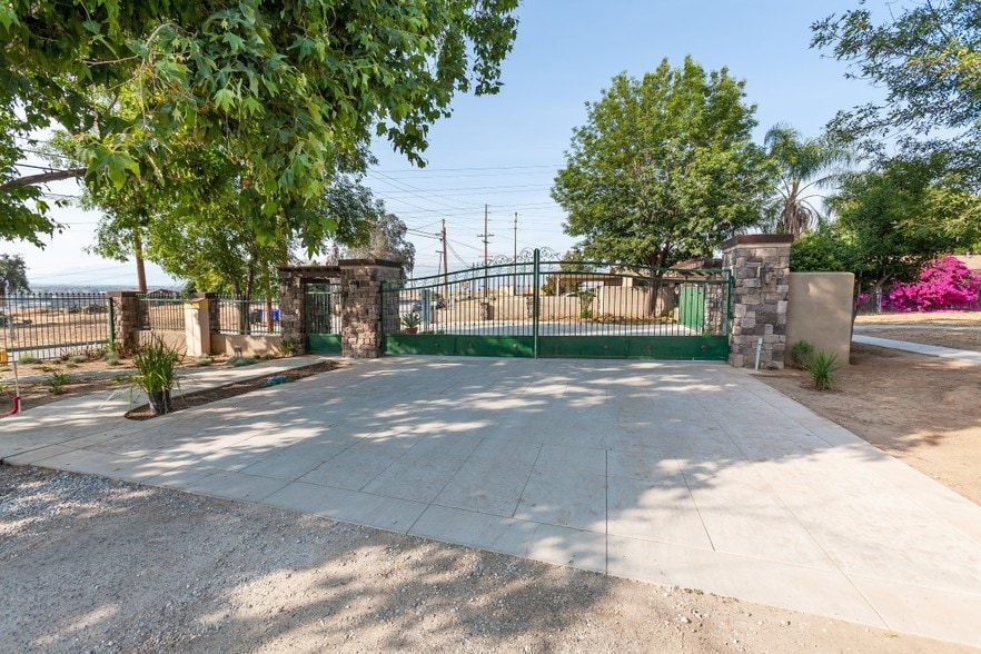 More Photos Of 22113 Grand Terrace Rd, Grand Terrace Manufactured Housing Mobile Home Park For Sale