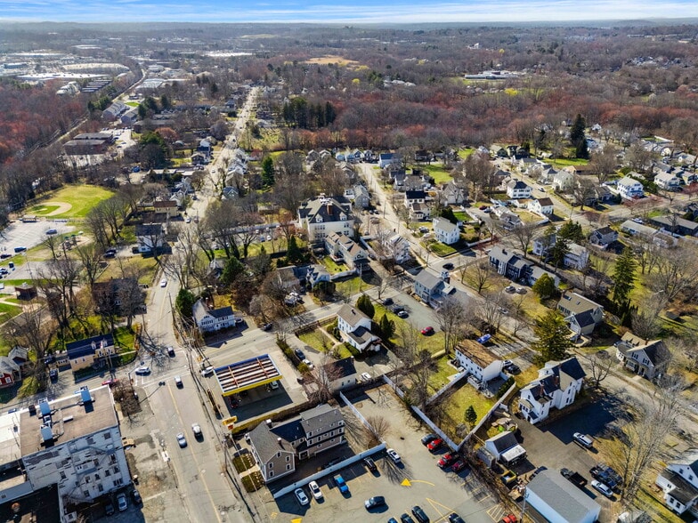 More Photos Of 130 Pine St, Danvers Apartments For Sale