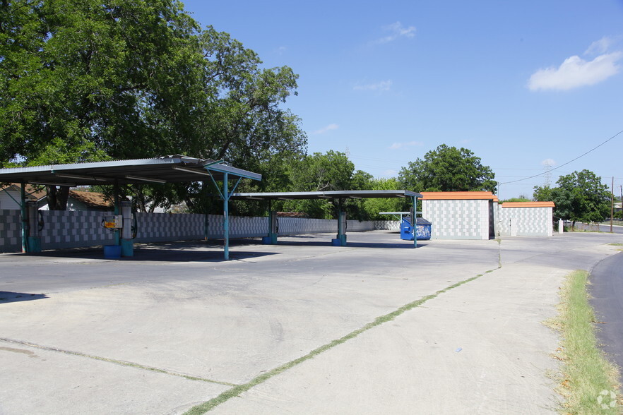 Primary Photo Of 1220 Steves Ave, San Antonio Carwash For Sale