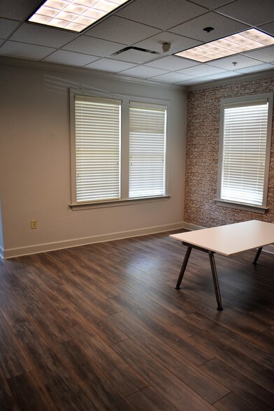 More Photos Of 1830 Peachtree Pky, Cumming Medical For Sale