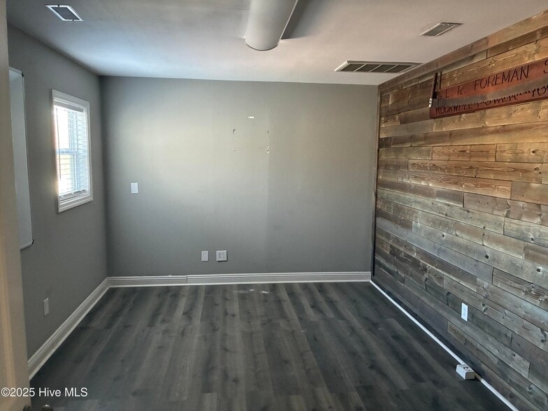More Photos Of 141 Knobbs Creek Dr, Elizabeth City Industrial For Sale
