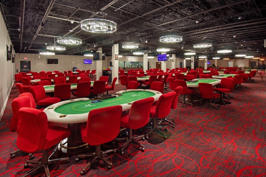 More Photos Of 2730 Fondren Rd, Houston Restaurant For Sale