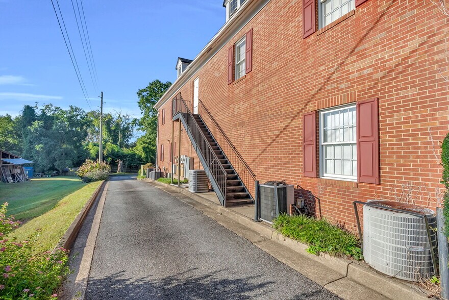 More Photos Of 4171 Marietta St, Powder Springs Medical For Lease