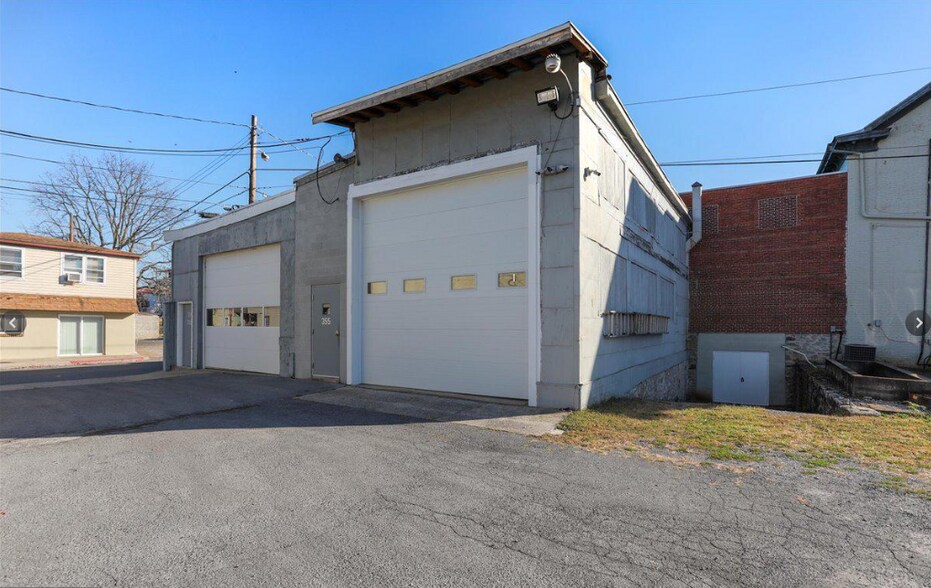 More Photos Of 351 S Potomac St, Hagerstown Office Residential For Sale