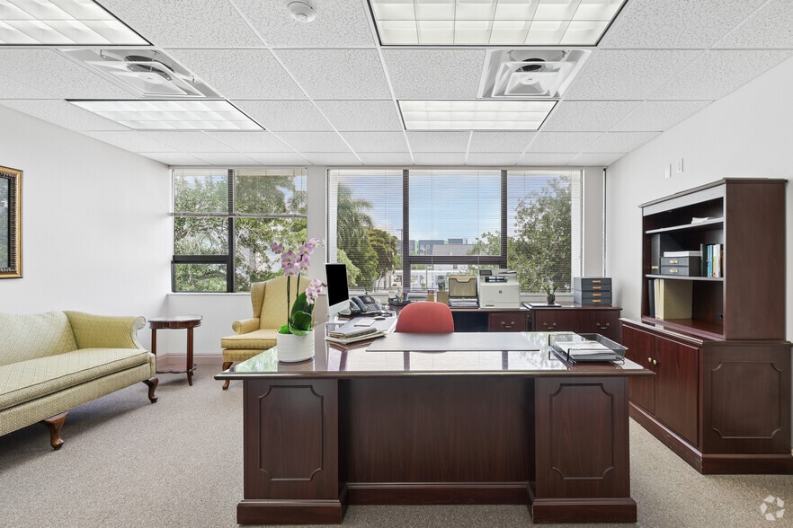 More Photos Of 1670 Main St, Sarasota Religious Facility For Sale
