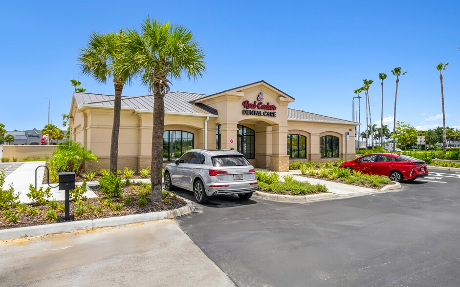 Primary Photo Of 1701 Boy Scout Dr, Fort Myers Medical For Sale