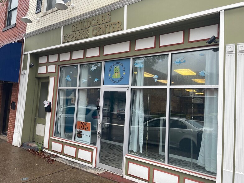 More Photos Of 714 Midland Ave, Midland Storefront Retail Residential For Lease