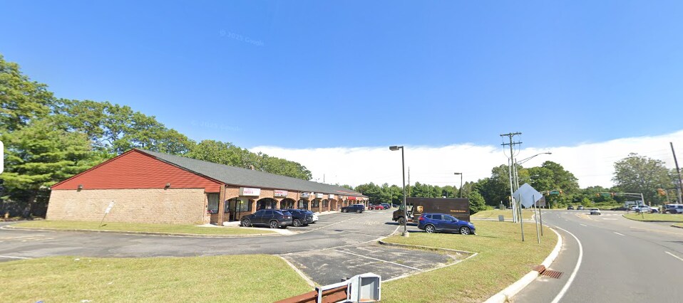 More Photos Of 1820 Lanes Mill Rd, Brick General Retail For Lease