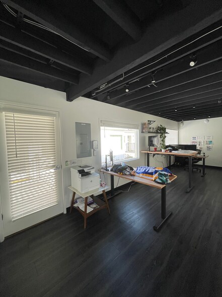 More Photos Of 3412-3420 Via Oporto, Newport Beach Storefront Retail Office For Lease