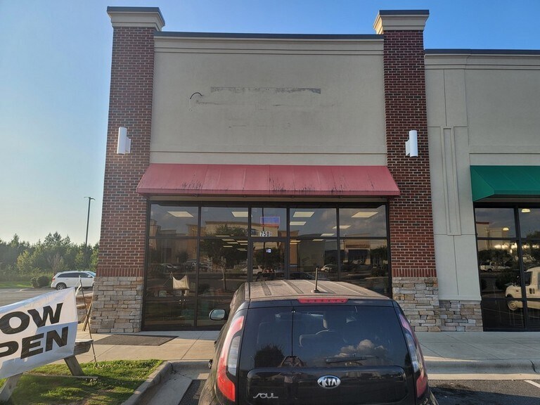 More Photos Of 730 Leonard, Albemarle Unknown For Lease