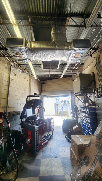 More Photos Of 2973 Phillips Hwy, Jacksonville Auto Repair For Sale