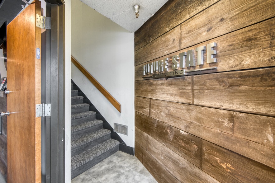 More Photos Of 12290 SW Main St, Portland Office For Sale
