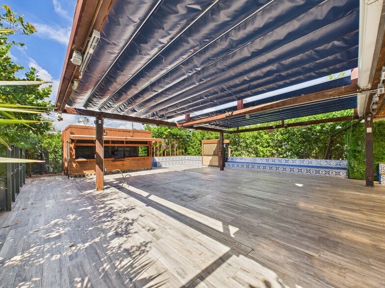 More Photos Of 2509 N Miami Ave, Miami Loft Creative Space For Lease