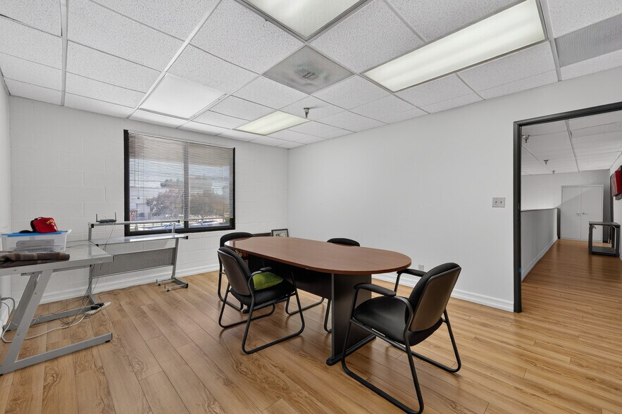 More Photos Of 16531 Saticoy St, Van Nuys Warehouse For Sale