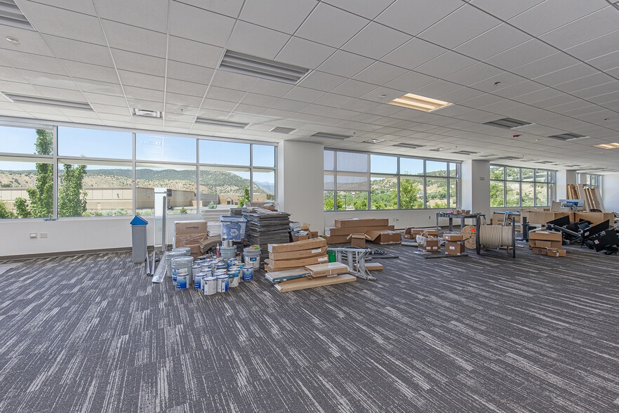 More Photos Of 150 Mercury Village Dr, Durango Medical For Lease