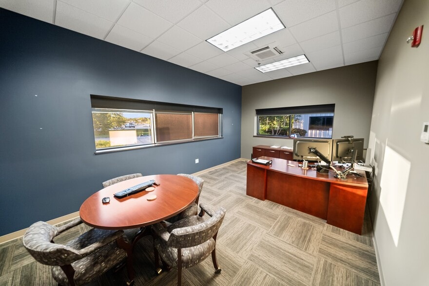 More Photos Of 6001 W Van Horn Tavern Rd, Columbia Office For Lease