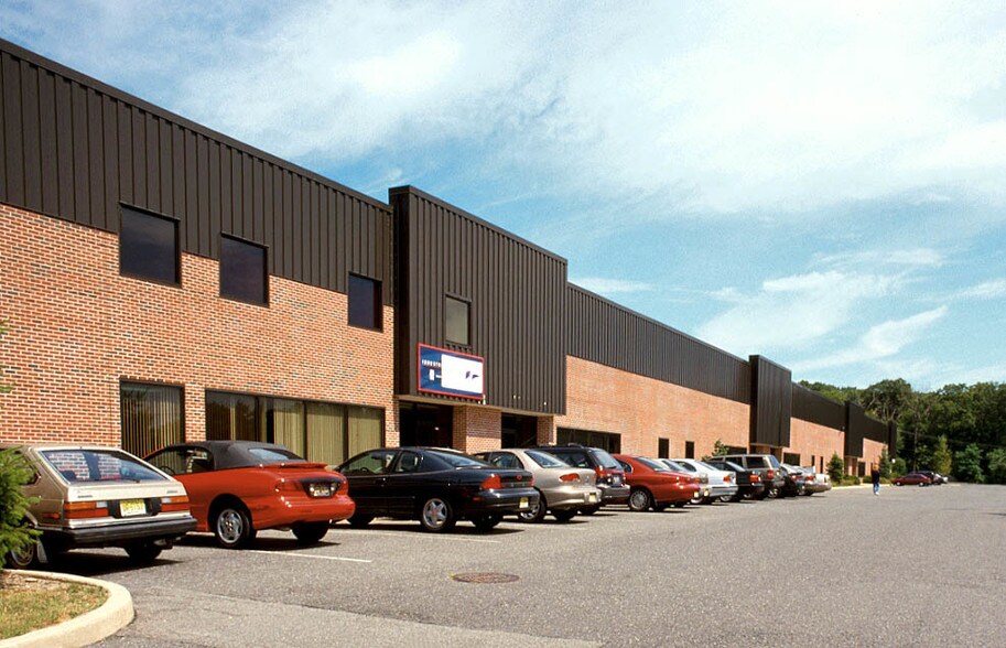 More Photos Of 85 Fulton St, Boonton Warehouse For Lease