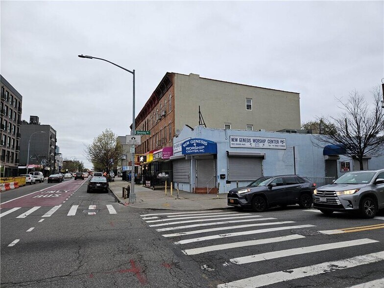 More Photos Of 1025 Rogers Ave, Brooklyn Storefront For Lease