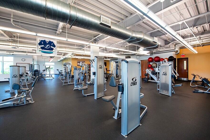 More Photos Of 1 ASI Way, Saint Petersburg Office For Lease