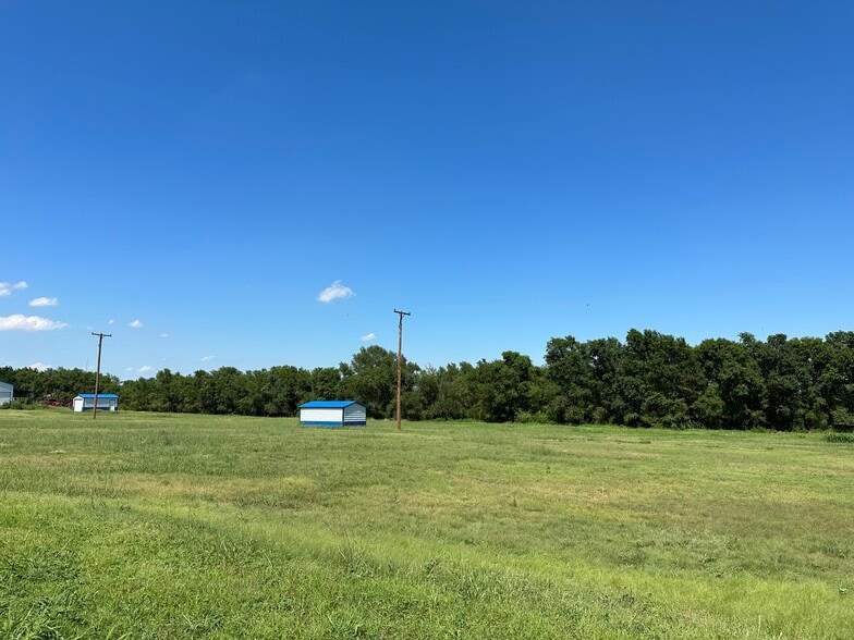 More Photos Of 700 N Texas St, Shamrock Land For Sale