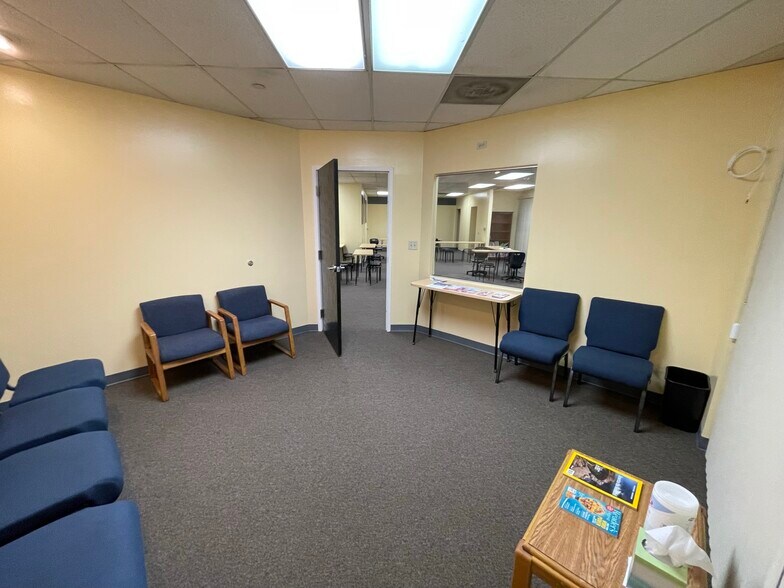 More Photos Of 201 Steele St, Denver Office For Lease