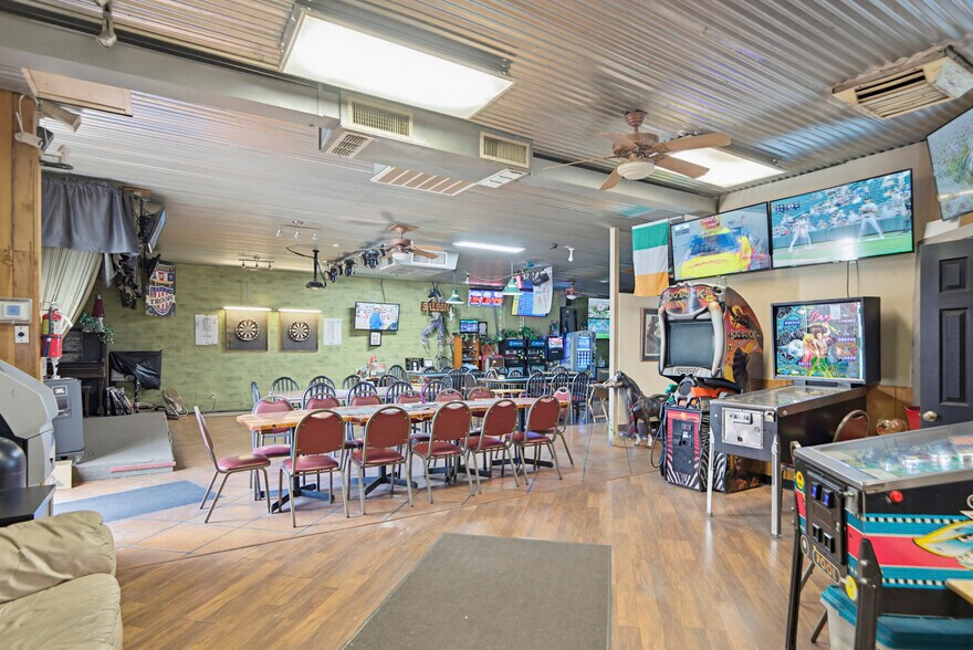 More Photos Of 3524 McCulloch Blvd N, Lake Havasu City Restaurant For Sale