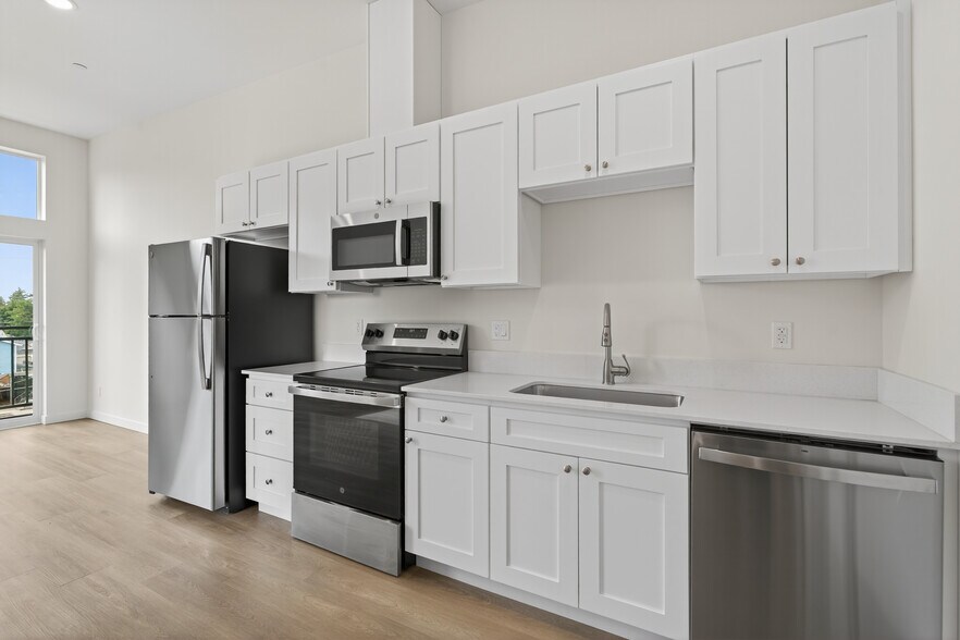 More Photos Of 3254 SE 90th Pl, Portland Apartments For Sale