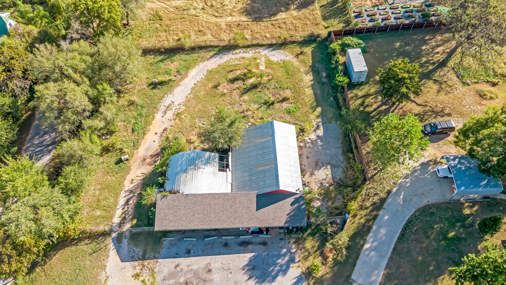 More Photos Of 11944 NE 23rd St, Choctaw Auto Repair For Sale