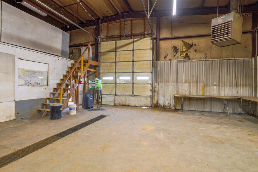 More Photos Of 1257 N 4th St, Laramie Industrial For Sale