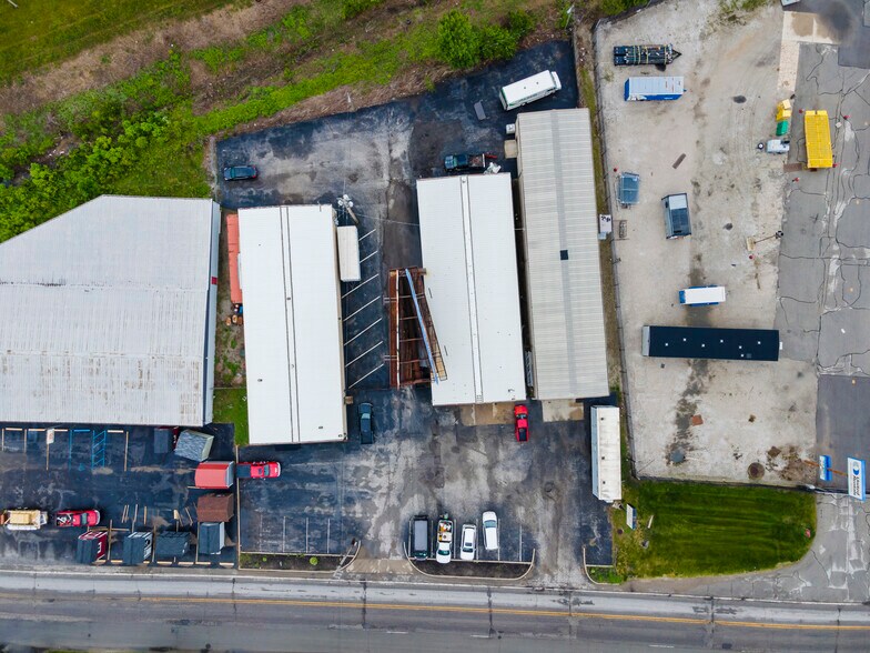 More Photos Of 4210 W Morris St, Indianapolis Warehouse For Sale