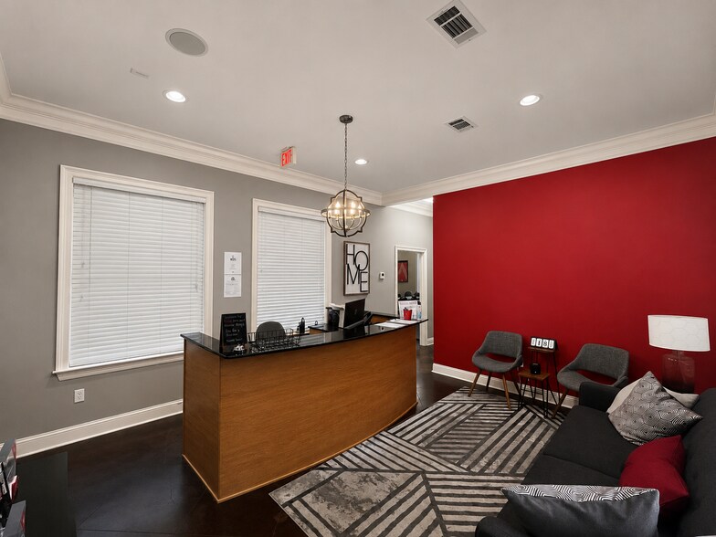 More Photos Of 1710 E Pass Rd, Gulfport Office For Sale