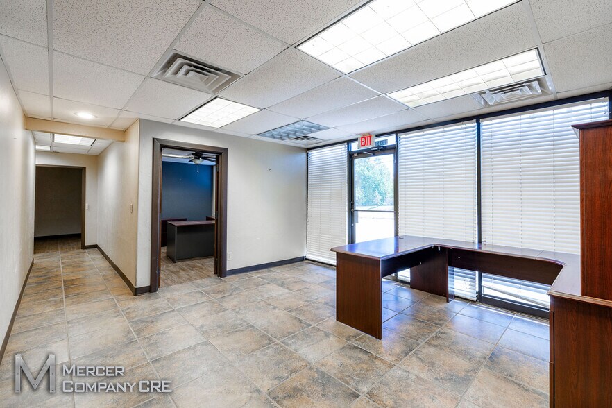 More Photos Of 1635 SE 29th St, Oklahoma City Warehouse For Lease
