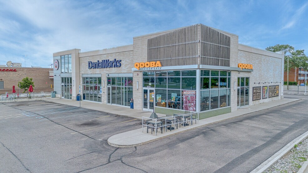 More Photos Of 30754-30766 Woodward Ave, Royal Oak Storefront For Lease
