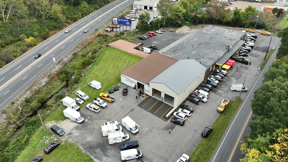 More Photos Of 2300 Wood Ave, Easton General Retail For Sale