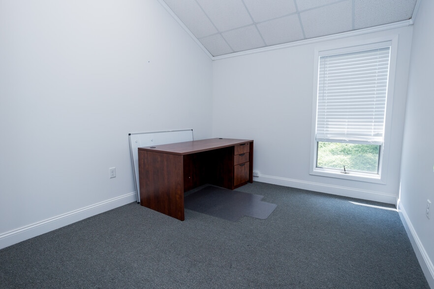 More Photos Of 115 US HIGHWAY Route 46 West, Mountain Lakes Medical For Sale