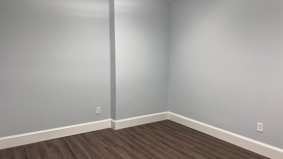 More Photos Of 11785 Northfall Ln, Alpharetta Medical For Sale