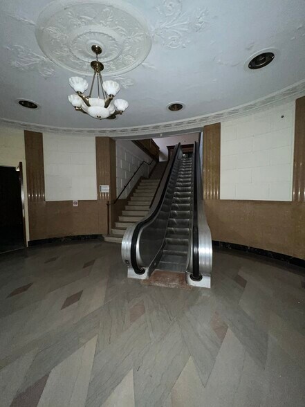 More Photos Of 95 Court St, Binghamton Office Residential For Sale