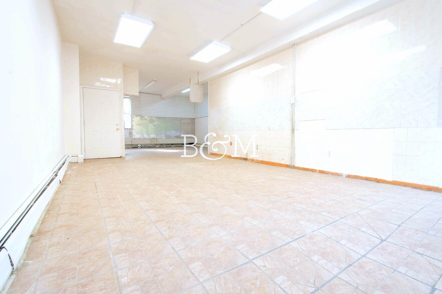 More Photos Of 218 Hoyt St, Brooklyn Restaurant For Lease