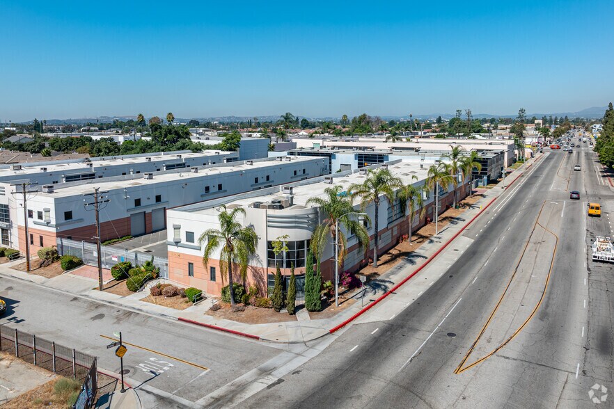 More Photos Of 12368 Valley Blvd, El Monte Manufacturing For Sale