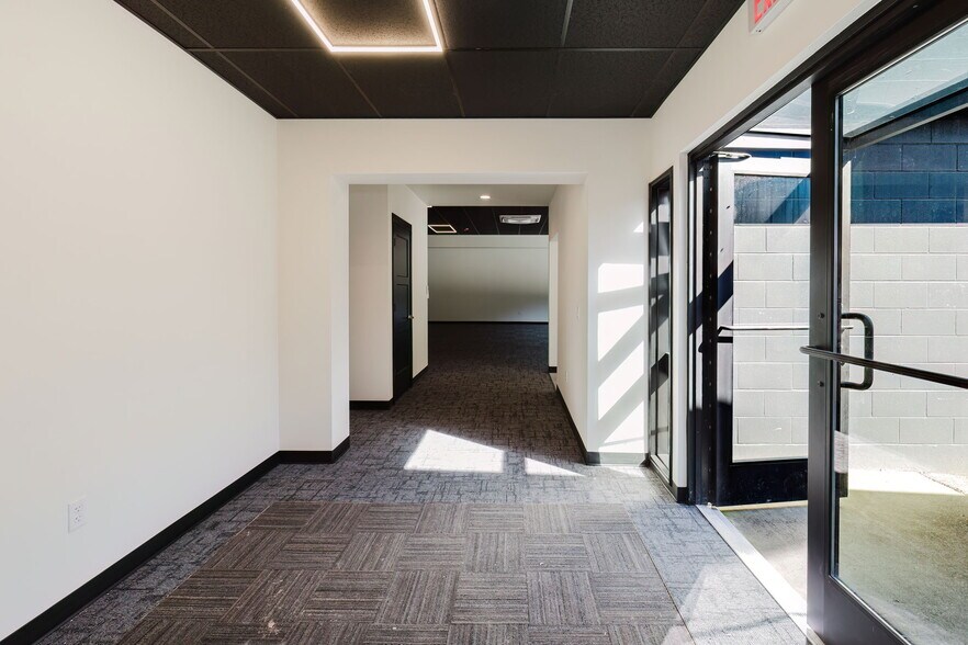 More Photos Of 3649 Frontage Rd, Port Orchard Office For Lease