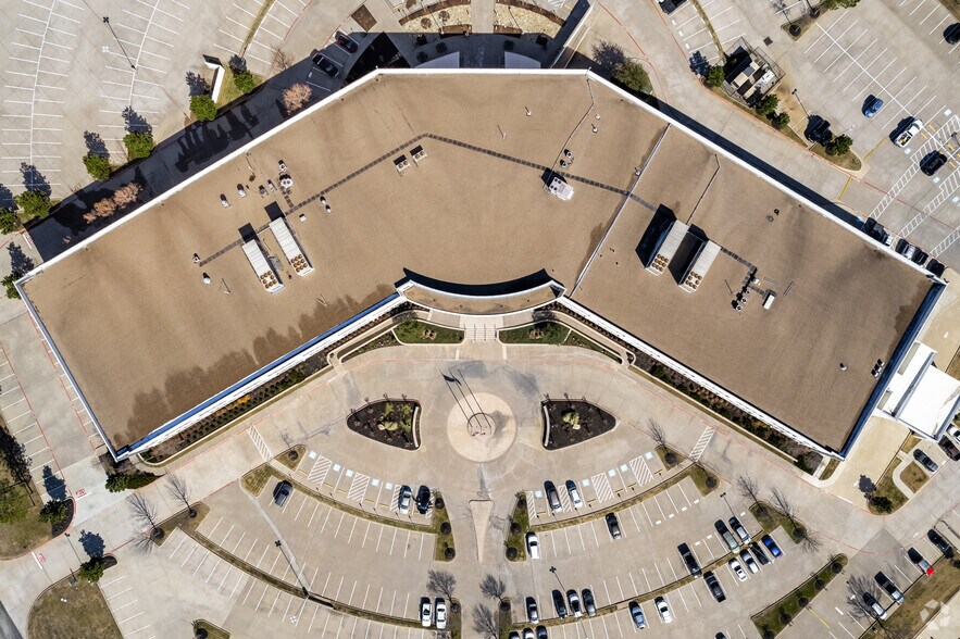 More Photos Of 4616 S US Highway 75, Denison Medical For Lease