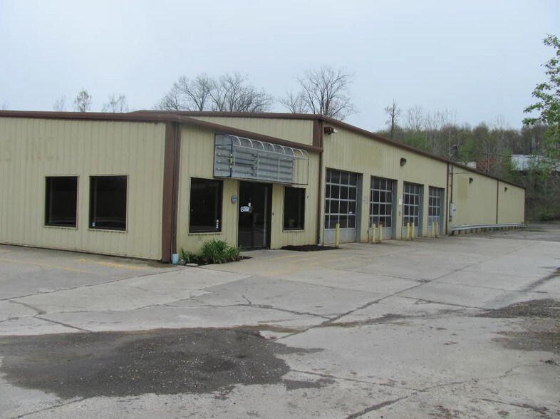 More Photos Of 501 Ashland Rd, Mansfield Auto Repair For Sale