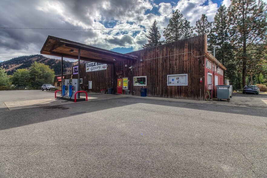 More Photos Of 8590 WA-410, Naches Convenience Store For Sale