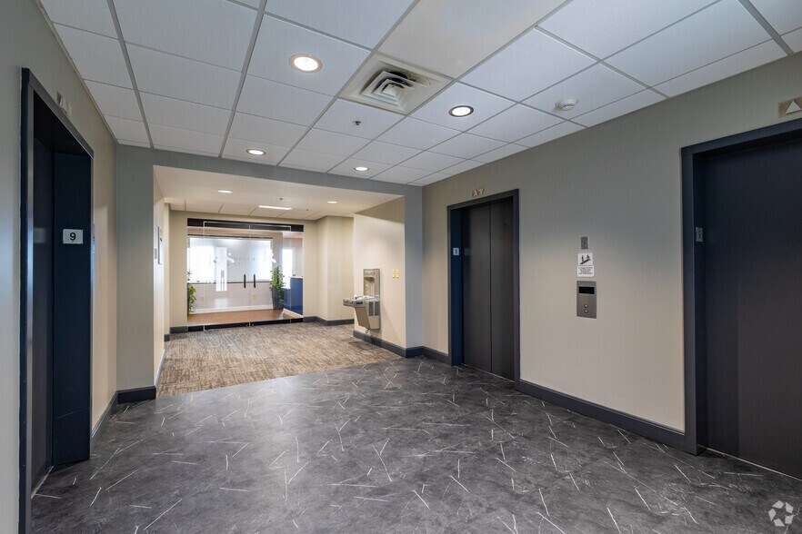 More Photos Of 301 E Main St, Lexington Office For Lease