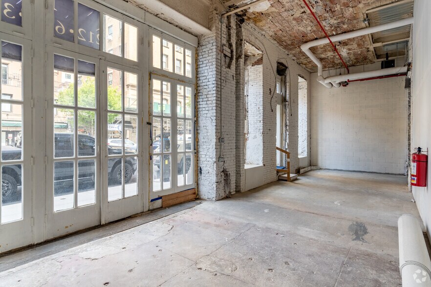 More Photos Of 1295 Madison Ave, New York Multifamily For Sale